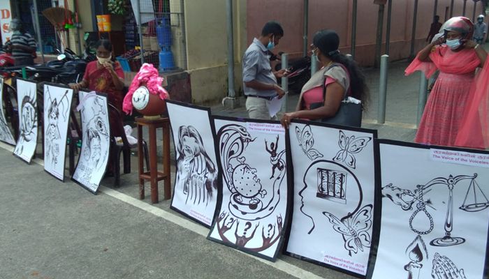 அரசியல் கைதிகளின் விடுதலையை வலியுறுத்தி கருத்தோவியக் கண்காட்சி