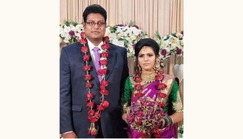 Jaffna Mayor Manivannan, wedded Abirami in Jaffna, Bride Abirami is the daughter of Well know Businessman in Jaffna..