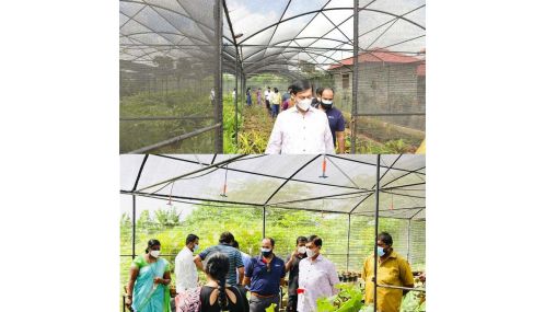 யாழ்ப்பாணம். சென்ற   இலங்கை மத்திய வங்கியின் ஆளுநர்!