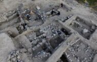 3200 ஆண்டுகள் பழமையான தங்க கல்லறையில் கண்டெடுக்கப்பட்ட பொக்கிஷங்கள்
