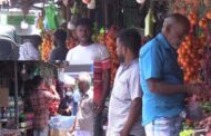 யாழ்ப்பாணத்தில் பழங்கள் மற்றும் இளநீர் வியாபாரத்தில் வீழ்ச்சி!