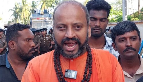 காந்தி தேசத்தின் அநீதியால் பலியான சாந்தன் அவர்களுக்கு 'பொத்துவில் தொடக்கம் பொலிகண்டி வரை மக்கள் பேரெழுச்சி இயக்கத்தின்' இறுதி வணக்கங்கள்