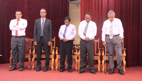 வடக்கு மாகாண சபை இல்லாமல் இருப்பது சிறப்புபோல் இருக்கின்றது  என்கிறார் யாழ். பல்கலைக்கழக துணைவேந்தர்!