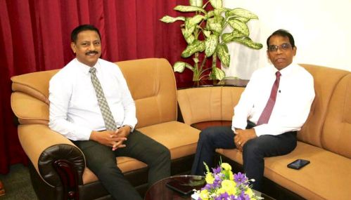 நீதி மற்றும் தேசிய ஒருமைப்பாட்டு அமைச்சின் மேலதிகச் செயலாளர் -  யாழ்ப்பாண அரசாங்க அதிபர் சந்திப்பு
