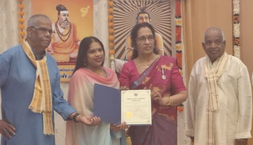 Boxgrove Seniors Community Wellness Club அமைப்பு நடத்திய புத்தாண்டு விழாவில் சமூகப் பணியாற்றும் சிலருக்கும் கௌரவம்