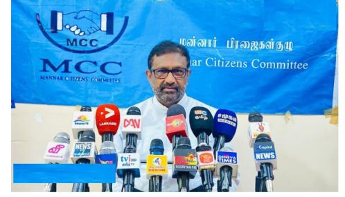 மன்னார் தீவு வேகமாக அழிவு நிலைக்கு தள்ளப்பட்டு கொண்டு வருவதனால்  மக்கள் ஒருபோதும் துணை நிற்க கூடாது