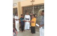 யாழ்ப்பாணத்தில் நகையை தொலைத்தவரைத் தேடி நகையைக் கையளித்த நகைக்கடை உரிமையாளர்!