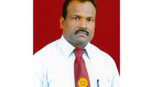 பாராளுமன்றத் தேர்தல் முடிந்து 6 மாதங்கள் கடந்த நிலையில்  உள்ளுராட்சித் தேர்தலில் வடஇலங்கை மக்கள்  தவிர்க்கவேண்டியவர்களைத் தவிர்த்து தேர்வு செய்யவேண்டியவர்களைத் தேர்வு செய்துள்ளார்கள்.