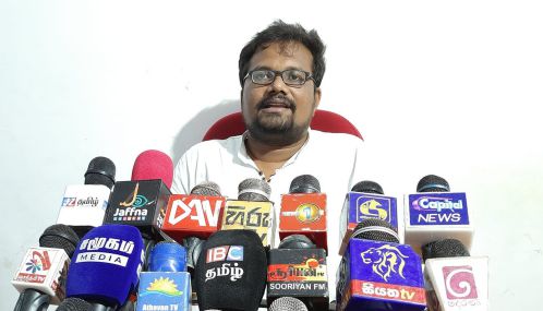 ஆளும் கட்சியின் அதிகாரம் காணிகளை பந்தாடுவதற்கும் உத்தியோகத்தர்களை அச்சறுத்தவும் பிரயோகிக்கப்படக்கூடாது