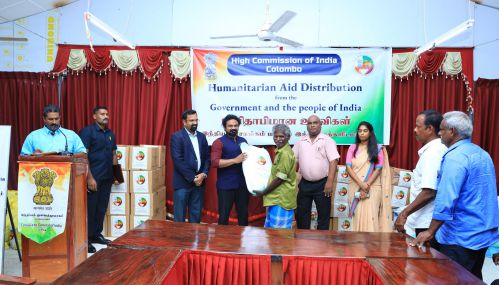 யாழ்ப்பாணம் இந்திய துணைத் தூதரகத்தால்  வட பகுதி மீனவர்களுக்கு உதவித் திட்டம் வழங்கல்!