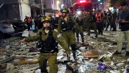 இஸ்ரேலில் உள்ள அமெரிக்க தூதரகம் அருகே ஈரான் ஏவுகணை தாக்குதல்