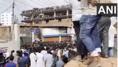 வங்காளதேசம்: கல்லூரி வளாகத்தில் விழுந்து நொறுங்கிய விமானப்படை விமானம் - ஒருவர் உயிரிழப்பு