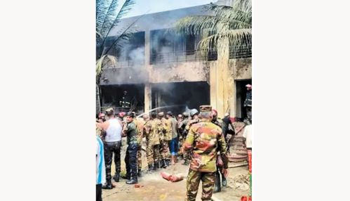 வங்காளதேசத்தில் போர் விமானம் விபத்து: 27 பேர் உயிரிழப்பு