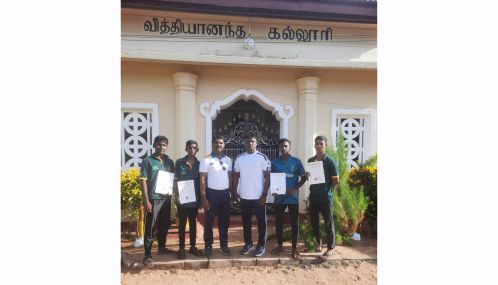 வடமாகாண பாடசாலைகளுக்கு இடையிலான குத்துச் சண்டைப் போட்டியில் சென் பற்றிக்ஸ் கல்லூரி வென்ற இரண்டு தங்களும் இரண்டு வெண்கலப் பதக்கங்களும்