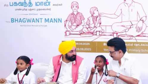 நகர்ப்புற அரசு உதவிபெறும் பள்ளிகளில் காலை உணவுத் திட்டம் விரிவாக்கம் -  மு.க.ஸ்டாலின் தொடங்கி வைத்தார்