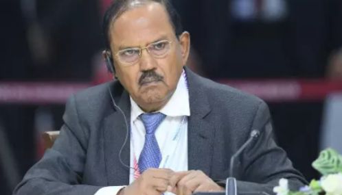 டிரம்ப் மிரட்டல்  - அஜித் தோவல் ரஷியா சென்றார்