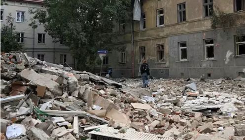 உக்ரைன் மீது மிகப்பெரிய தாக்குதல் நடத்திய ரஷியா