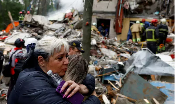 உக்ரைன் மீது ரஷியா ஏவுகணை தாக்குதல்; 16 பேர் உயிரிழப்பு