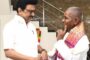 நேபாள பிரதமர் பதவி விலகக்கோரி இளைஞர்கள் தொடர்ந்து போராட்டம்