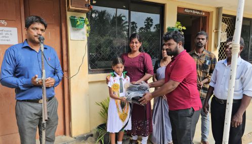 தந்தை கொரோனாவால் உயிரிழந்த நிலையிலும் புலமைப் பரிசில் பரீட்சையில் சாதனை புரிந்த மாணவிக்கு கௌரவிப்பு!