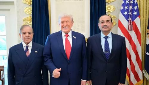 அமெரிக்க அதிபர் டிரம்ப் உடன் பாகிஸ்தான் பிரதமர், ராணுவ தளபதி சந்திப்பு