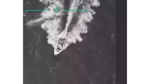 வெனிசுலா கப்பல் மீது அமெரிக்க ராணுவம் நடத்திய தாக்குதல் - 11 பேர் உயிரிழப்பு