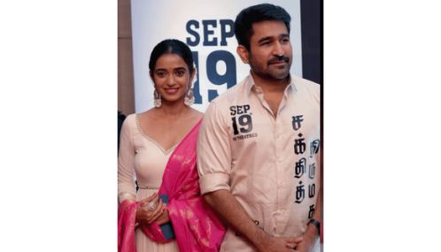 விஜய் ஆண்டனியின் சக்தி திருமகன் படத்தில் கதாநாயகியாக திருப்தி ரவிந்திரா