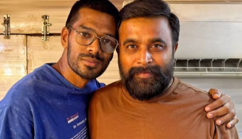 'யாத்திசை' பட இயக்குனருடன் நடிகர் சசிகுமார்