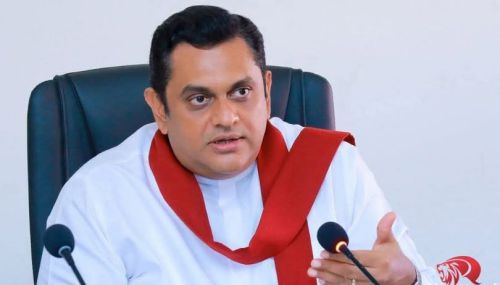 இலங்கை ராஜபக்ச 'ராஜ்யத்தில் நான்கு 'திருடர்கள்' மாத்திரம் இல்லை. எண்ணிக்கையில் நாற்பதற்கு மேலாகலாம் என்பதுதான் அநுர அரசாங்கத்தின் எதிர்பார்ப்பு