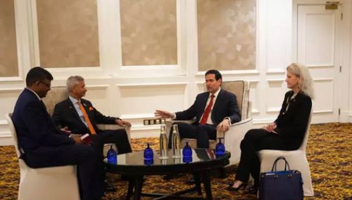 அமெரிக்க வெளியுறவுத்துறை அமைச்சரை சந்தித்த ஜெய்சங்கர்