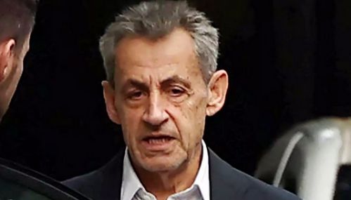 பிரான்ஸ் முன்னாள் அதிபர் நிக்கோலஸ் சர்கோசிக்கு 5 ஆண்டு சிறை