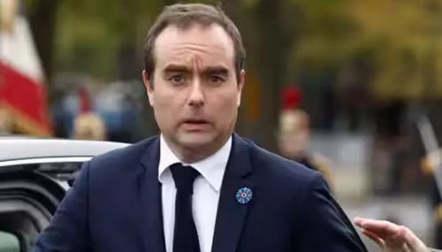 பிரான்ஸ் பிரதமர் திடீர் ராஜினாமா