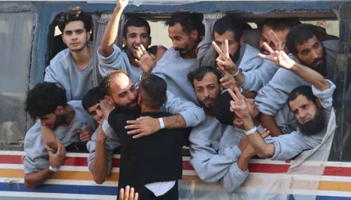 காசா போர் நிறுத்த ஒப்பந்தம் பணயக்கைதிகள் விடுதலை நிம்மதி அளிக்கிறது - இங்கிலாந்து பிரதமர்