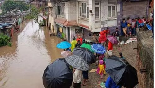 நேபாளம்: கனமழையால் வெள்ளம், நிலச்சரிவு ஏற்பட்டு 52 பேர் உயிரிழப்பு