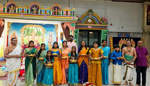 கனடா றிச்மண்ட் பிள்ளையார் தேவஸ்த்தான நவராத்திரி விழாவில் கவின்கலாலயா இசைக் கல்லூரி ஆசிரியையும் மாணவிகளும் அளித்த கர்நாடக இசை நிகழ்ச்சிகள்