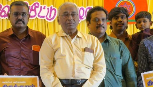 தேவாசீர் லாறி இயற்றிய 