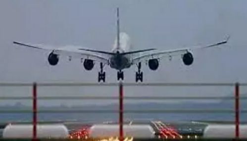 அமெரிக்காவில் 500-க்கும் மேற்பட்ட விமான சேவை ரத்து?