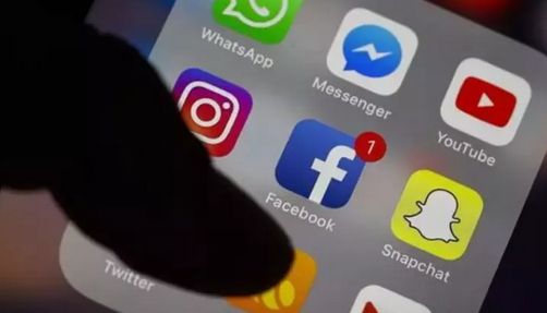 ஆஸ்திரேலியா: சிறுவர்கள் சமூக ஊடகம் பயன்படுத்த தடை விதிக்கப்பட்டதற்கு எதிராக வழக்கு