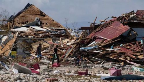 கரீபியன் நாடுகளை தாக்கிய புயல் - 49 பேர் மரணம்