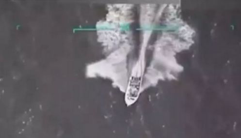 போதைப்பொருள் கடத்தி வந்த படகு மீது அமெரிக்கா தாக்குதல் - 3 பேர் மரணம்