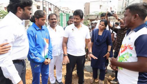 கண்ணகி நகரில் உருவாகும் கபடி மைதானத்தை ஆய்வு செய்தார் துணை முதலமைச்சர் உதயநிதி