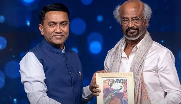 கோவா சர்வதேச திரைப்பட விழாவில் 'வாழ்நாள் சாதனையாளர் விருது' பெற்ற ரஜினிகாந்த்