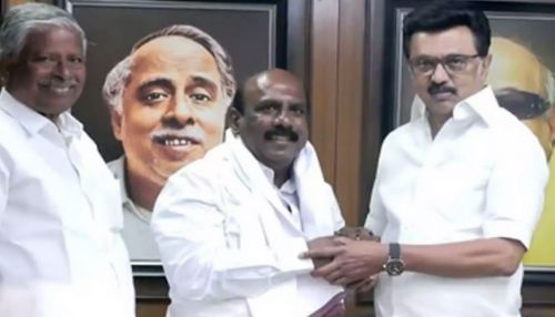 திமுக-வில் இணைந்த நிலையில் எம்.எல்.ஏ. பதவியிலிருந்து விலகினார் மனோஜ் பாண்டியன்
