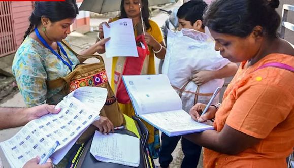 எஸ்ஐஆர் வாக்காளர் படிவத்தை ஒப்படைக்க டிச.11 வரை கால அவகாசம் நீட்டிப்பு