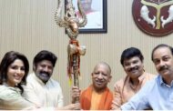 யோகி ஆதித்யநாத்தை சந்தித்த 'அகண்டா 2' படக்குழு
