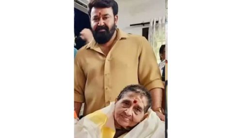 நடிகர் மோகன்லால் தாயார் காலமானார்