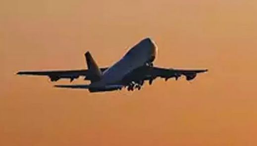 மலேசிய விமானம் மாயம்: பயணிகள் குடும்பத்திற்கு தலா ரூ.3½ கோடி இழப்பீடு - சீன நீதிமன்றம் அதிரடி