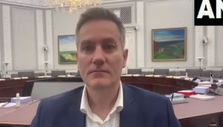 கூட்டணி நாடுகளை அமெரிக்கா மிரட்டுவது அதிர்ச்சி தருகிறது - டென்மார்க் எம்.பி.