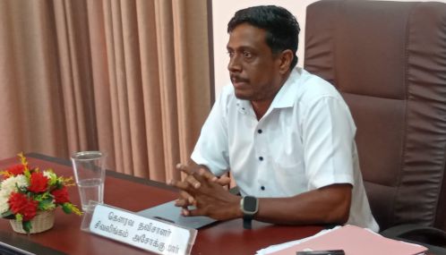 வேலணை பிரதேச சபைக்கு உரித்தான காணியை கையகப்படுத்த இடமளிக்க முடியாது என வேலணை தவிசாளர் காட்டம்!