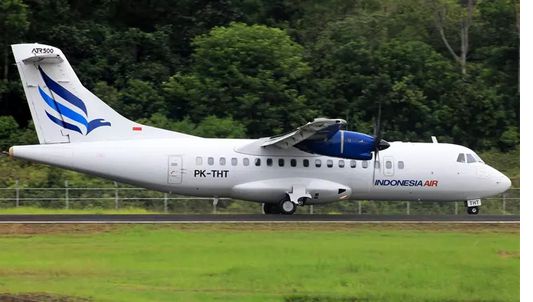 இந்தோனேசியா: 11 பயணிகளுடன் சென்ற விமானம் மாயம் - தேடுதல் பணி தீவிரம்